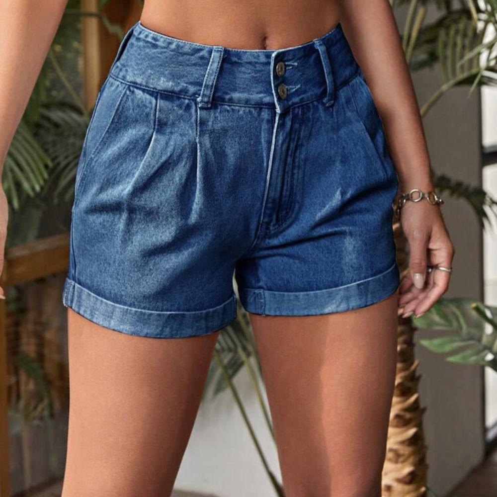 Pleated Roll Up Denim Shorts, Size 32